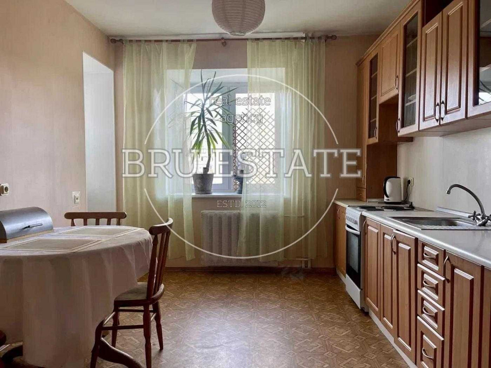 Продам 2 к квартиру на Осокорках  Вишняківська Позняки Харківська Киев - изображение 1