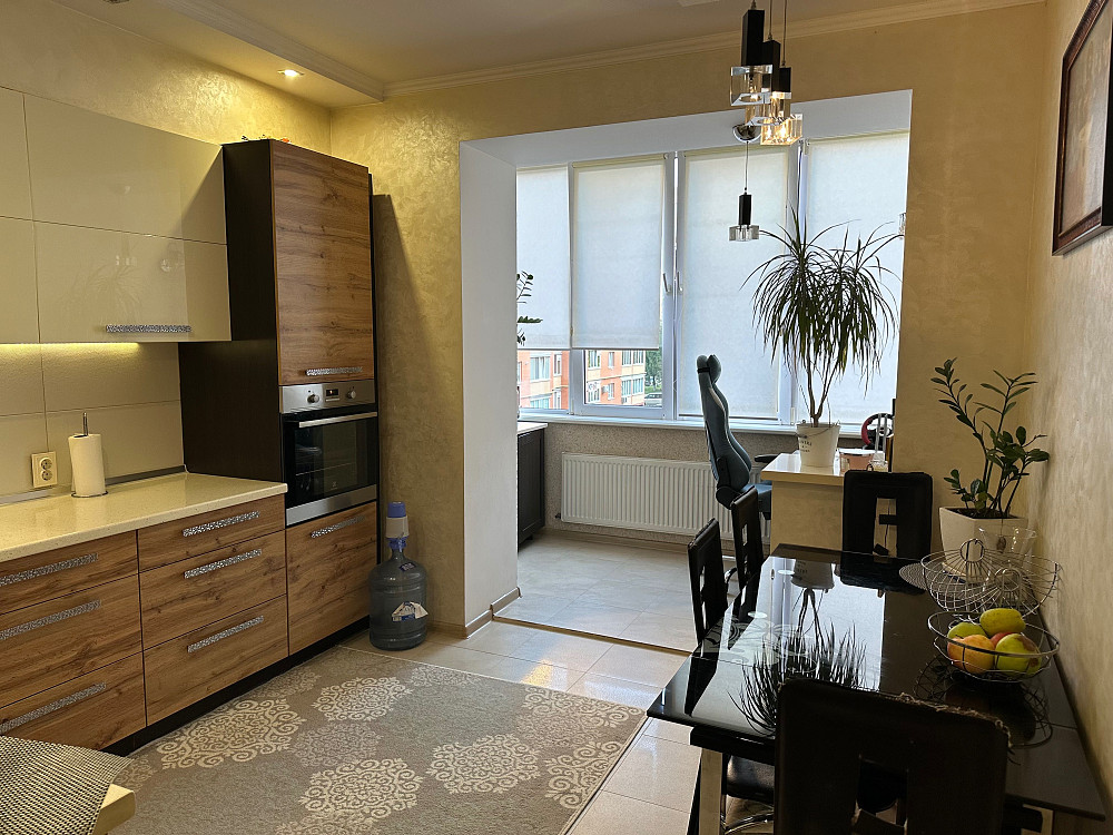 Довгострокова оренда квартири Луцьк - зображення 1