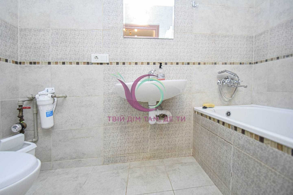 1-к. квартира з балконом, ремонтом та і/о за вул. Лучаківського Тернопіль - зображення 7