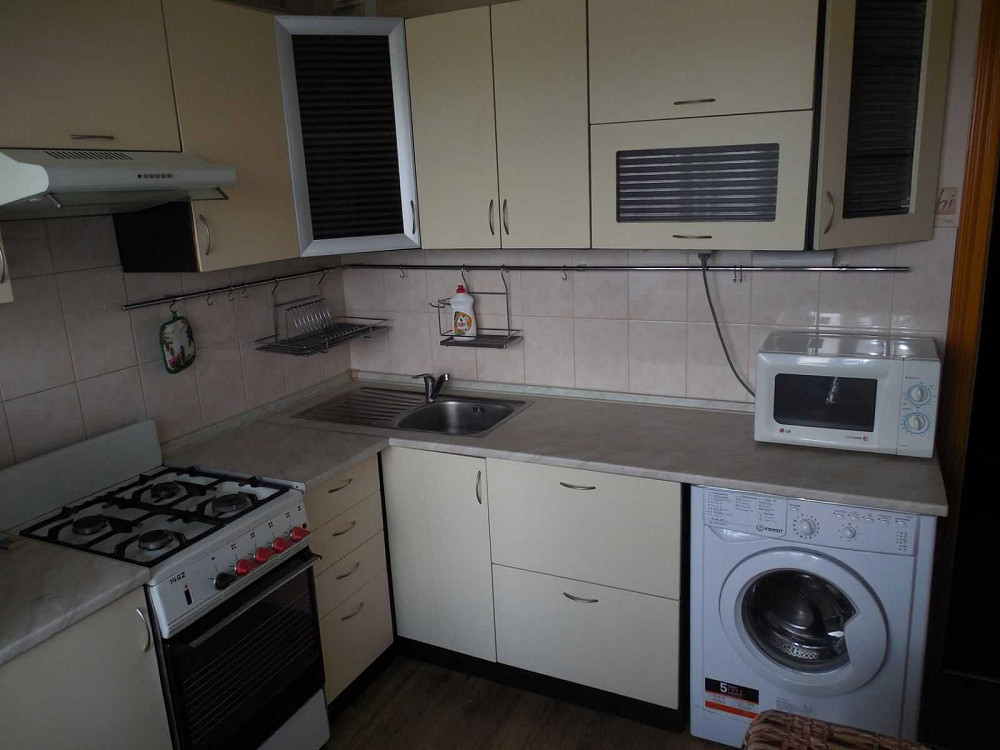 сдам хорошую 1-к.квартиру с мебелью и техникой на Куреневке Київ - зображення 1