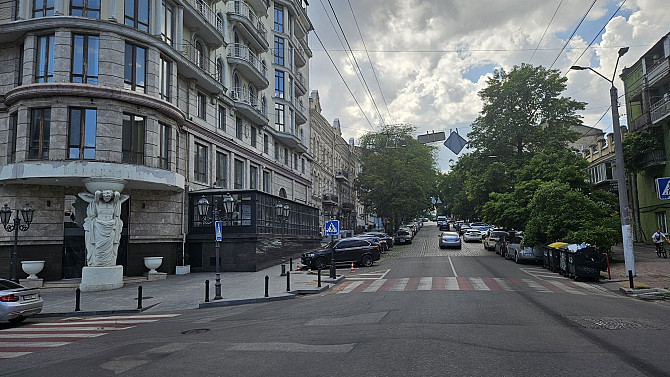 Вид на море и центр, Дерибасовская соседн улица, , Греческая 5. Odesa - photo 3