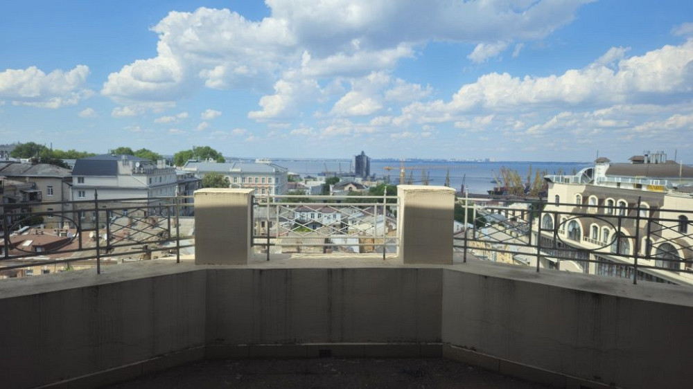 Вид на море и центр, Дерибасовская соседн улица, , Греческая 5. Одесса - изображение 7