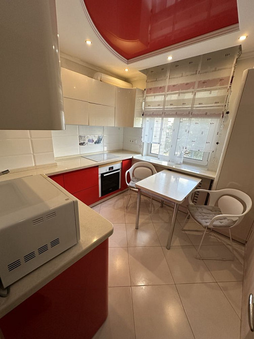 Продам классную трехкомнатую квартиру на Таирова Вильямса спецпроект Одесса - изображение 1