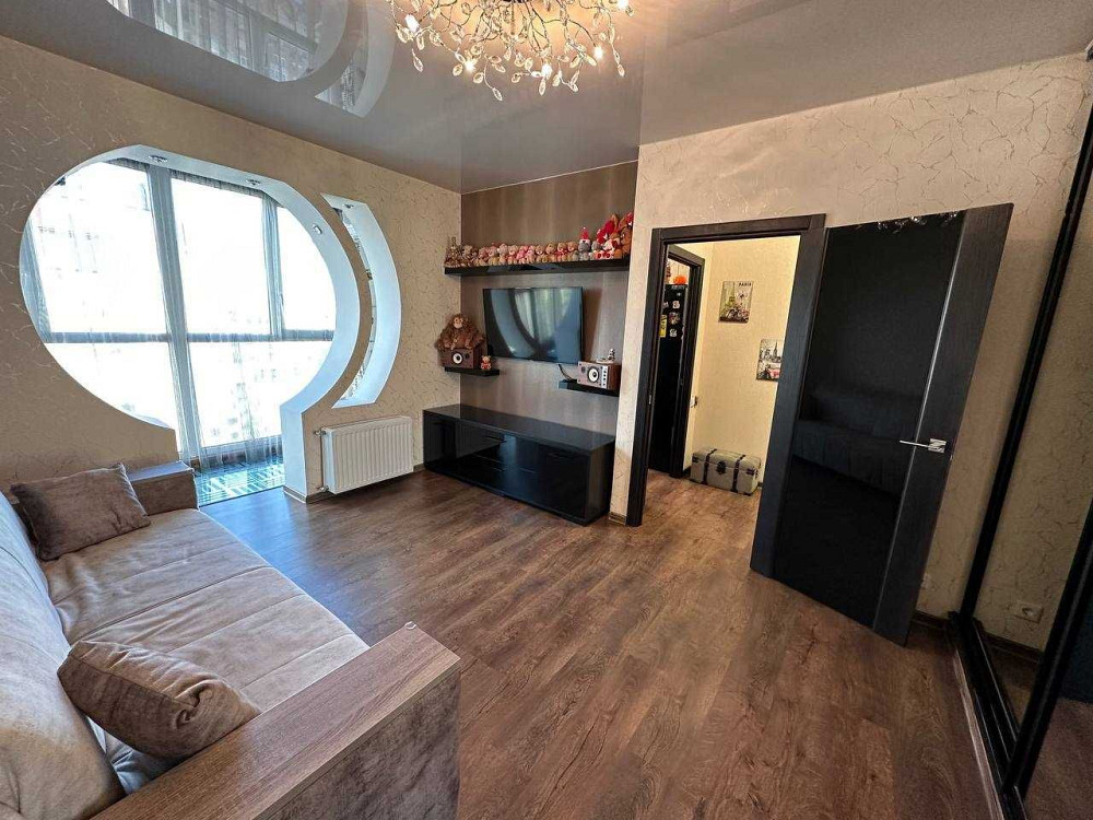 Сдам хорошую однушку ЖК Радужный Таїрове - зображення 3