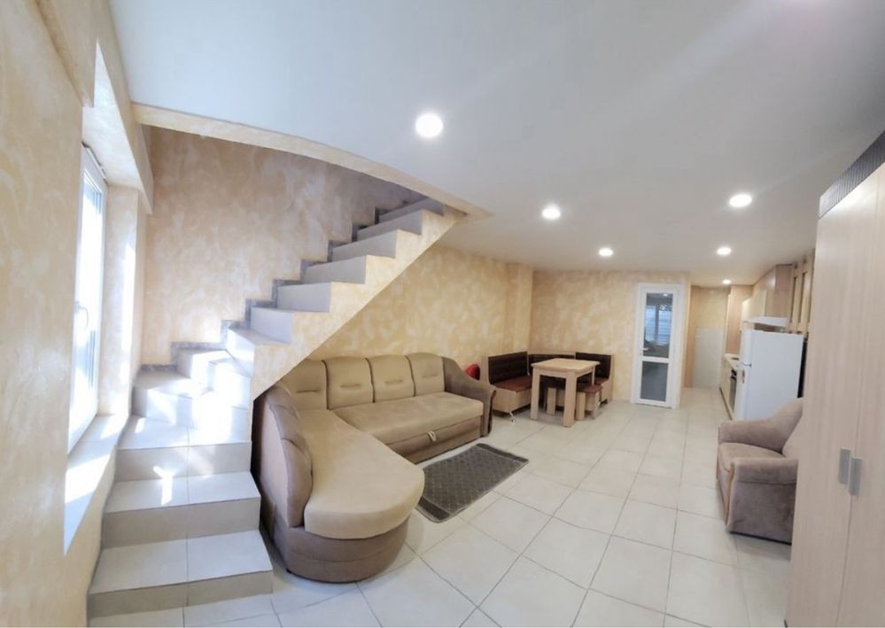 Оренда двоповерхової квартири (таунхаус) Черкаси - зображення 2