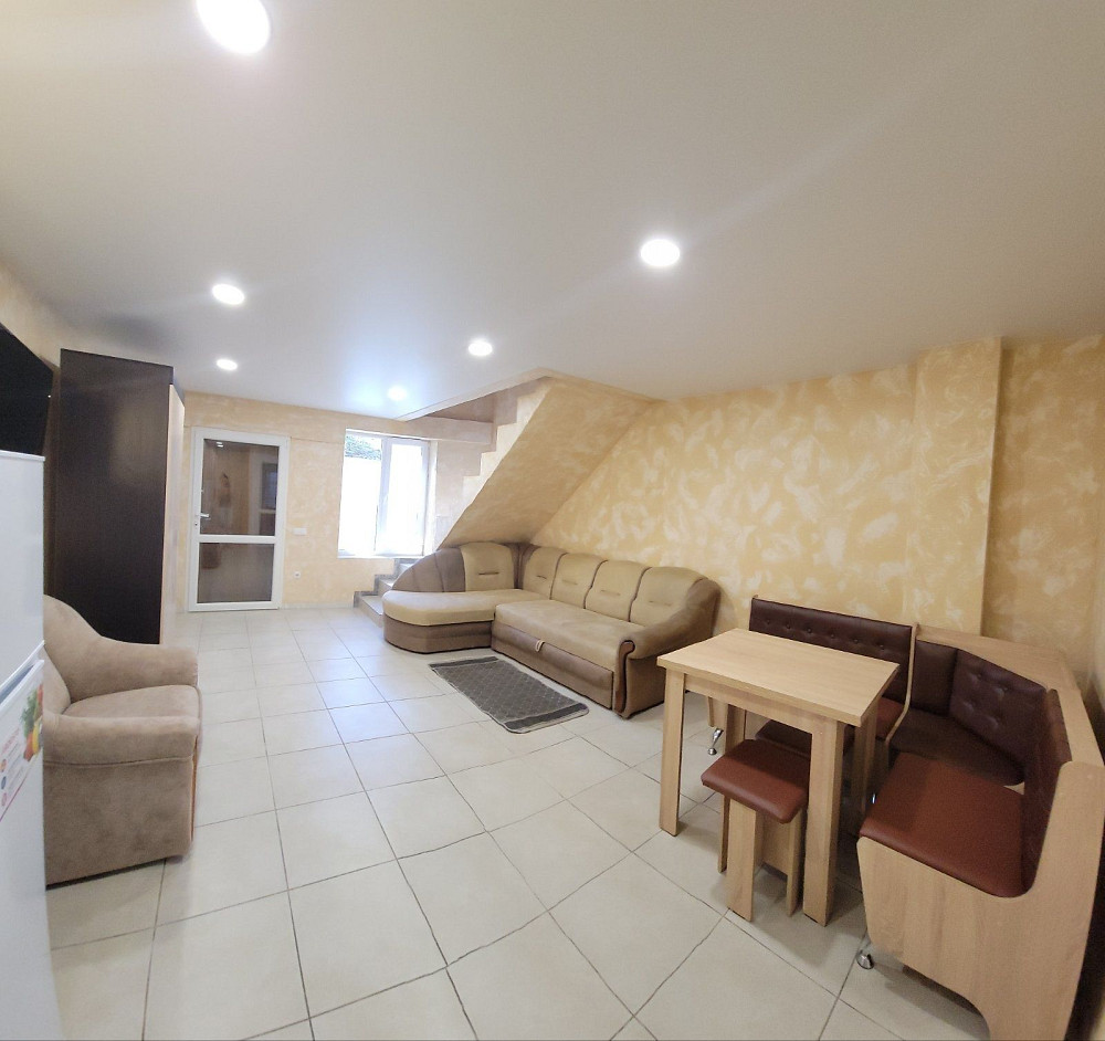 Оренда двоповерхової квартири,  таунхаус Черкаси - зображення 6