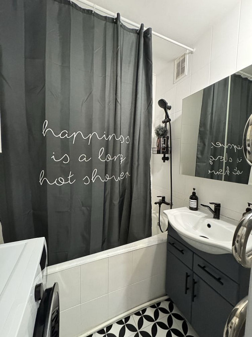 Продам 2-кімнатну квартиру. Троєщина. Вул. Сержа Лифаря 5 Погреби - зображення 7