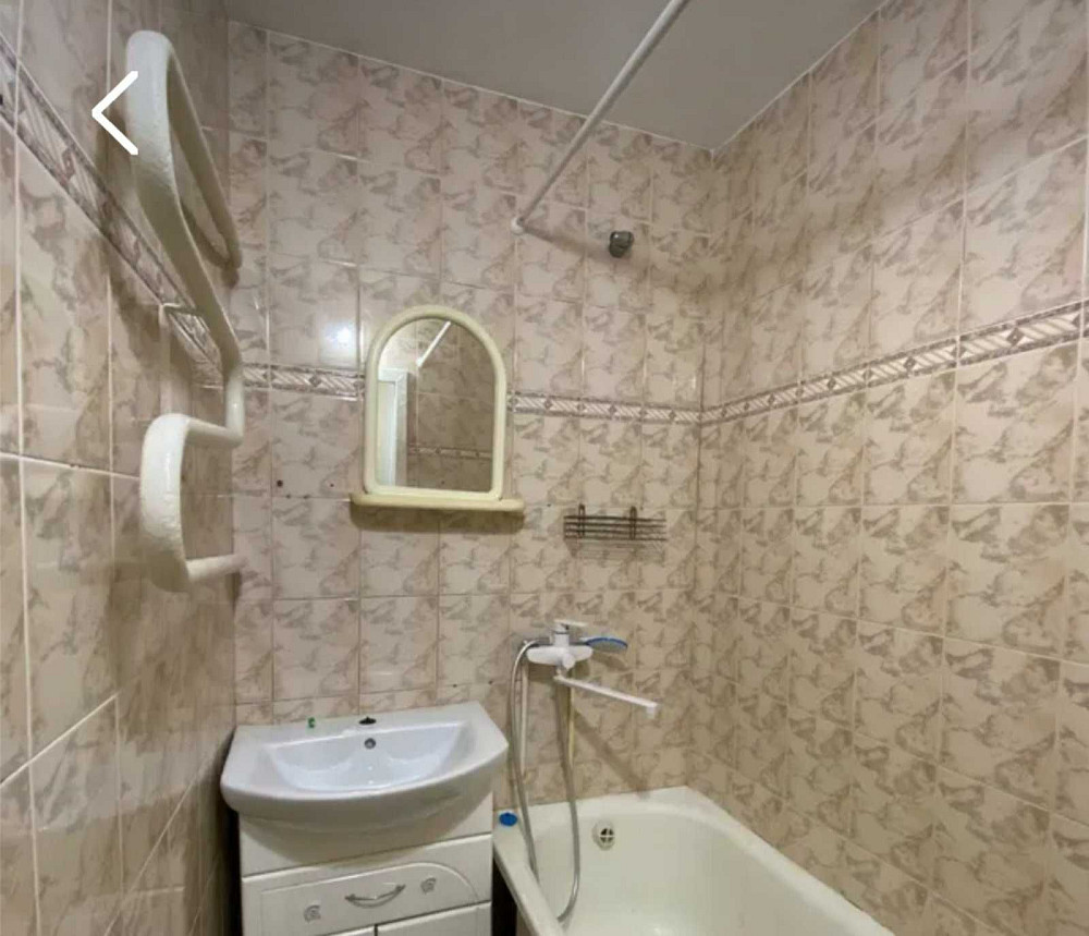 Сдаю однокомнатную квартиру в центре Октябрьского. Николаев - изображение 2