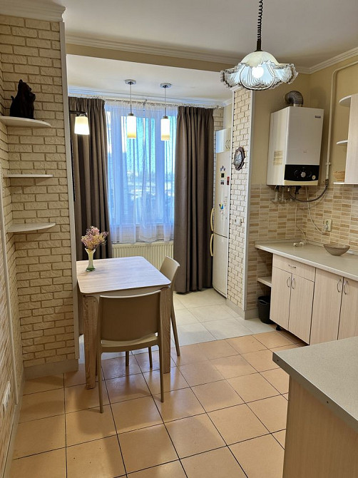 Сдам свою 2-комн. квартиру, 7 небо, 2-й этаж, от хозяина Авангард - изображение 1