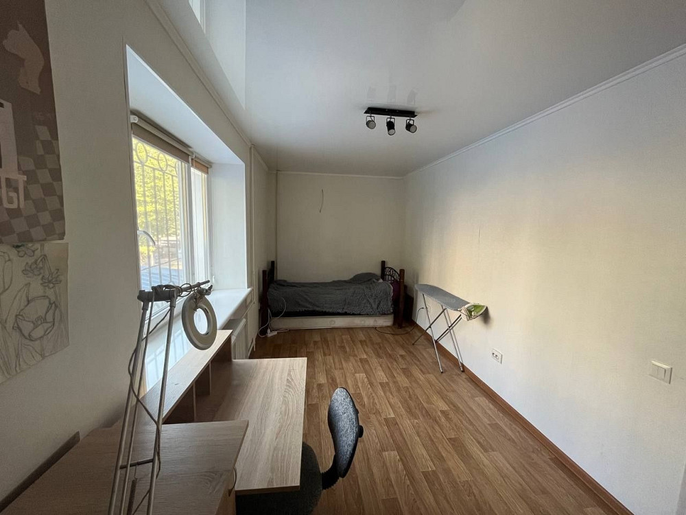 Сдам 2к.к-ру длительно,центр,без выселения летом,свет не отключают! Черноморск - изображение 4