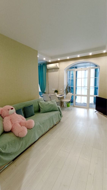 Продам красивую уютную 2х комн. в Приднепровске Дніпро - зображення 1