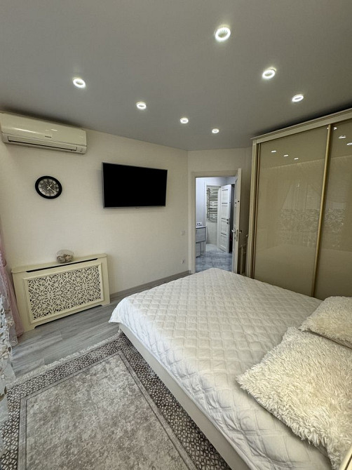 2к дизайнерська квартира (Печерськ), перша сдача, м Зверенецька Вишневое - изображение 3