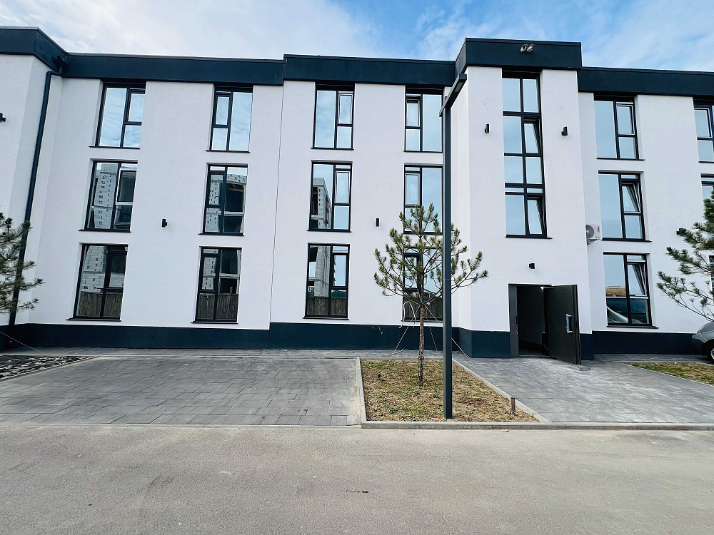 ЖК Aura Park Аура Крюківщина Гатне 2 поверх смарт квартира 3 км Київ Крюківщина - зображення 1