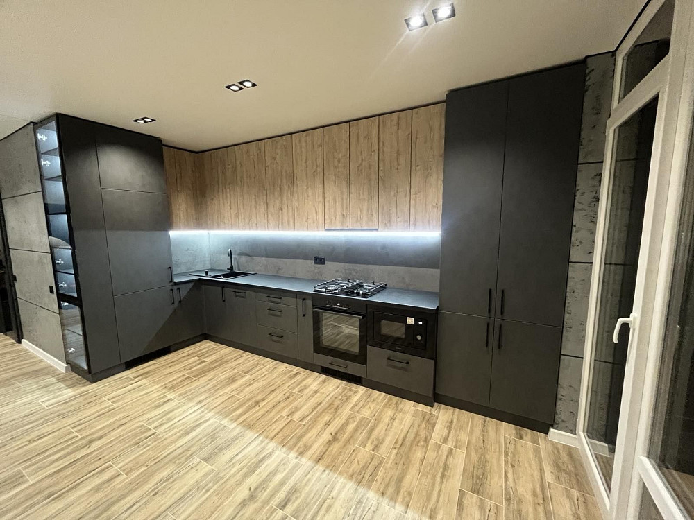 ПЕРША ЗДАЧА! Дизайнерська квартира в ЖК з підземним паркінгом, центр Ивано-Франковск - изображение 1