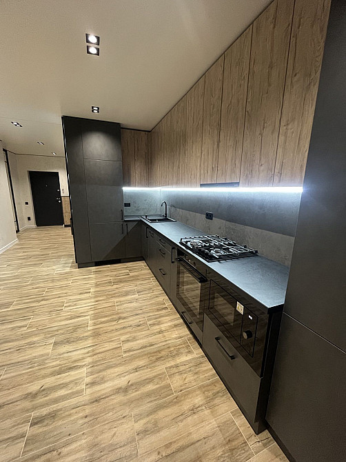 ПЕРША ЗДАЧА! Дизайнерська квартира в ЖК з підземним паркінгом, центр Ивано-Франковск - изображение 2