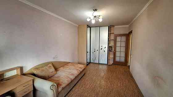 Продам двухкомнатную квартиру в городе Черноморск Чорноморськ