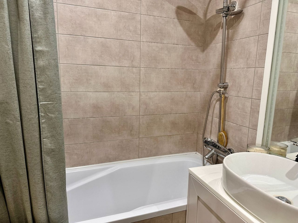 Квартира з дизайнерським ремонтом, 7 хв до Києва Ирпень - изображение 8