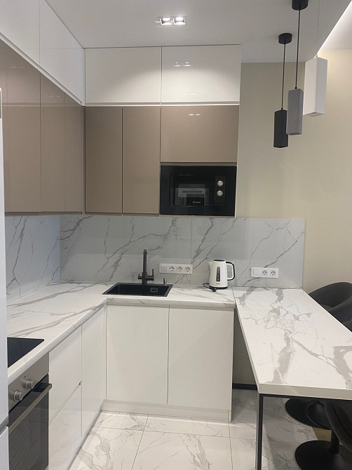 Пропоную в аренду квартиру в ЖК Женева  45,7?м кв Сучасний ремонт Днепр - изображение 1