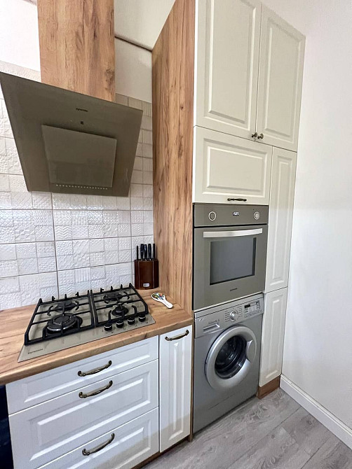 Квартира терміново 68 м.кв. у центрі Львова, Академіаа Богомольця Львів - зображення 4