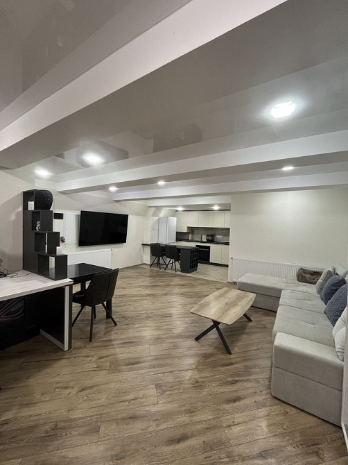 Квартира з окремим входом і євроремонтом Чернівці - зображення 5