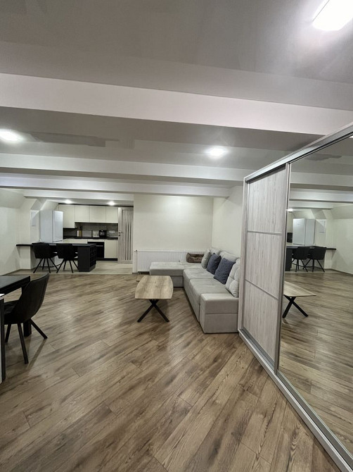 Квартира з окремим входом і євроремонтом Чернівці - зображення 7