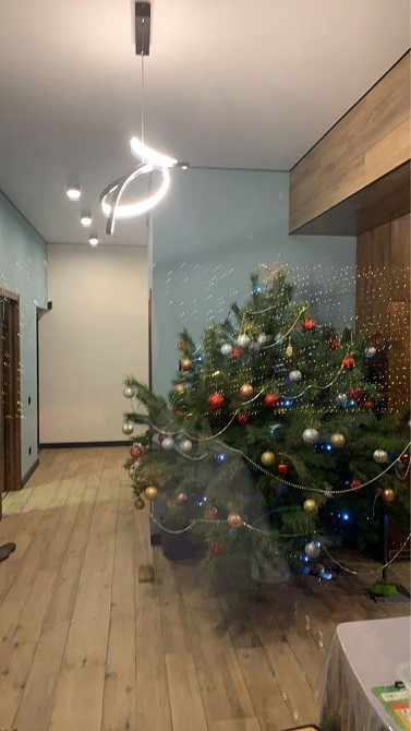 Яскрава 3х кімнатна квартира в центрі міста Херсон - зображення 4