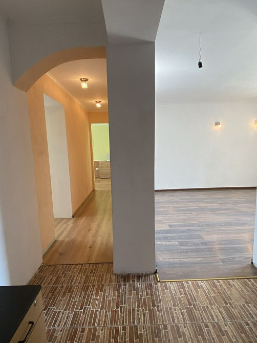 Продається 3 кімнатна квартира район Автовокзал Рівне - зображення 3