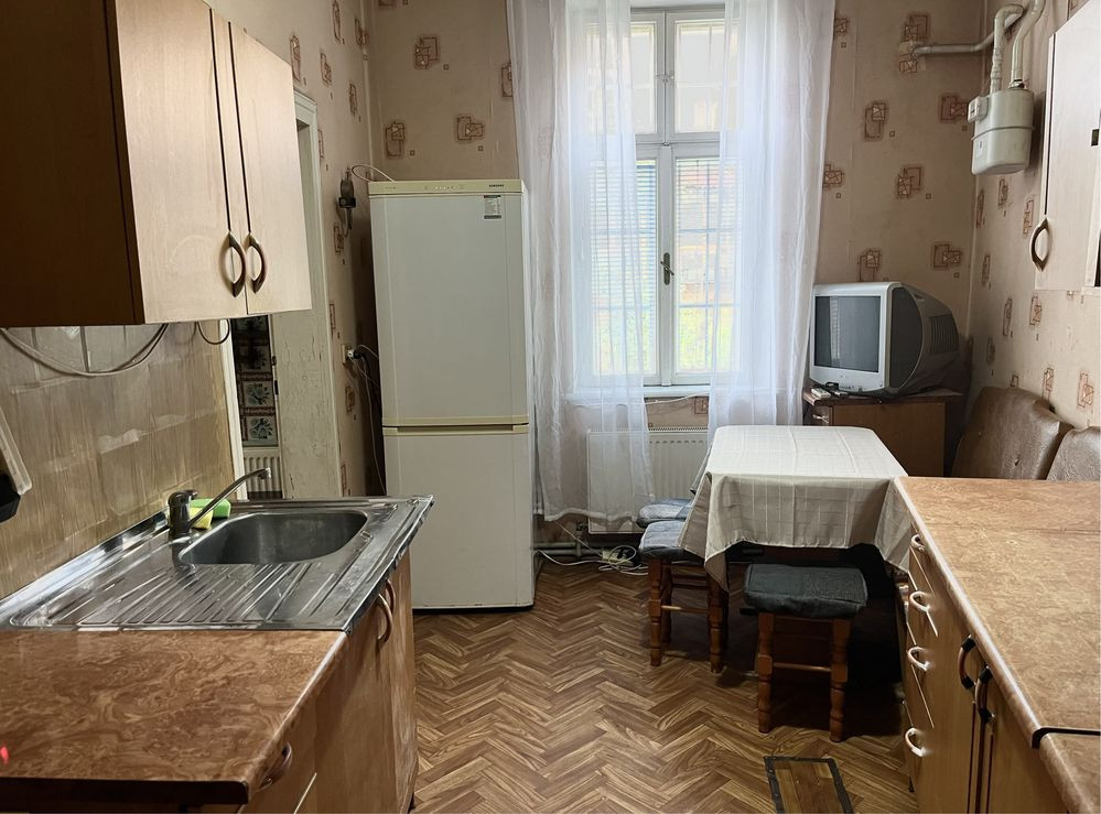 ЦЕНТР! Здам 2х кімнатну, Шептицького, НЕ ВИМИКАЮТЬ світло, вільна! Чернівці - зображення 2