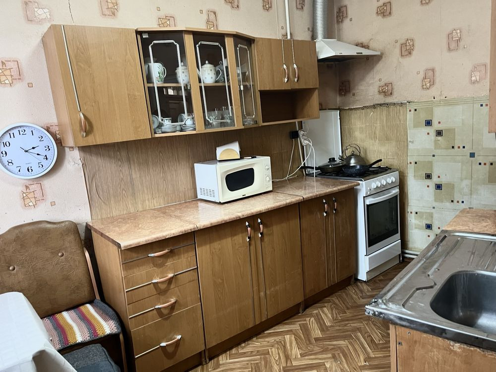 ЦЕНТР! Здам 2х кімнатну, Шептицького, НЕ ВИМИКАЮТЬ світло, вільна! Чернівці - зображення 3