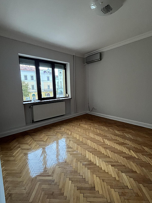 Здається трикімнатна квартира в самому центрі міста Мукачево Мукачево - зображення 3