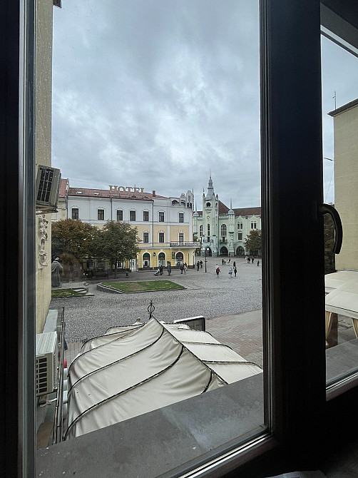 Здається трикімнатна квартира в самому центрі міста Мукачево Мукачево - зображення 2