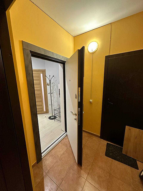 1к. квартира з ремонтом, газ, засклений балкон. Гардеробна. Ірпінь - зображення 4