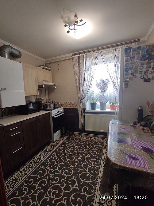 Продам простору однокімнатну квартиру Іллінці (Вінницька обл.) - зображення 1