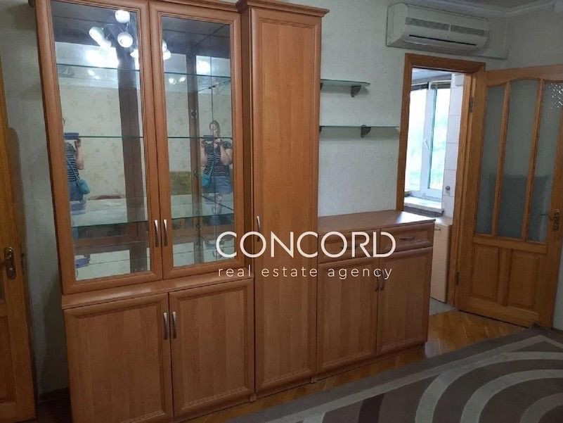 Метро Лукʼянівська. Продам 1к Білоруська вул., 15. ГАЗОВА КОЛОНКА! Киев - изображение 1