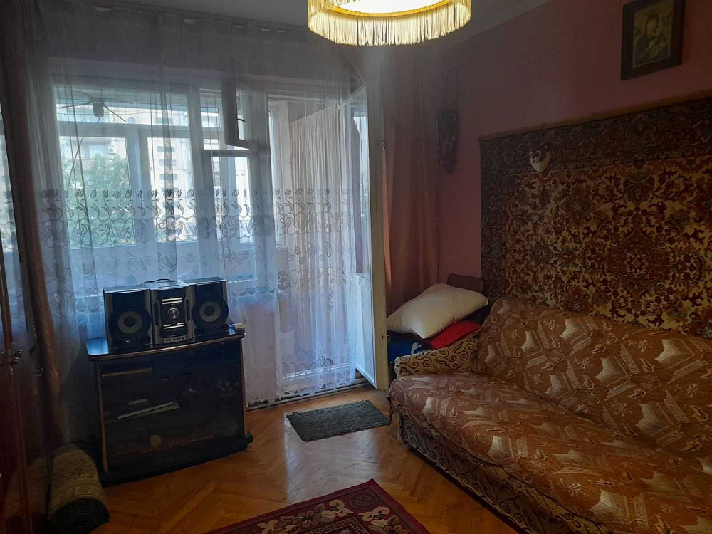 Оренда 1-кімнатної квартири  в Росвигові біля фонтана Мукачево - зображення 4