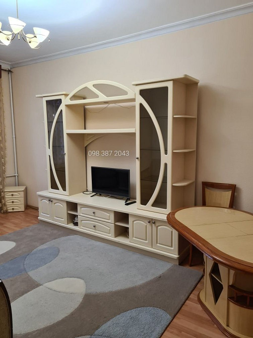 ОРЕНДА 3-кім. ЦЕНТР, Соборна, Вільна Рівне - зображення 1