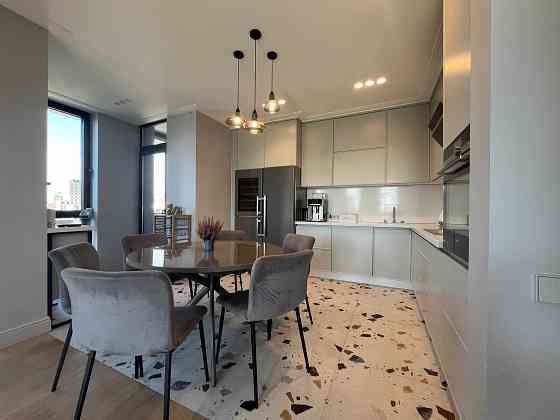 Антоновича 44,  ЖК Chicago Central House , 3к квартира 99 м2 ТЕРМІНОВО Київ