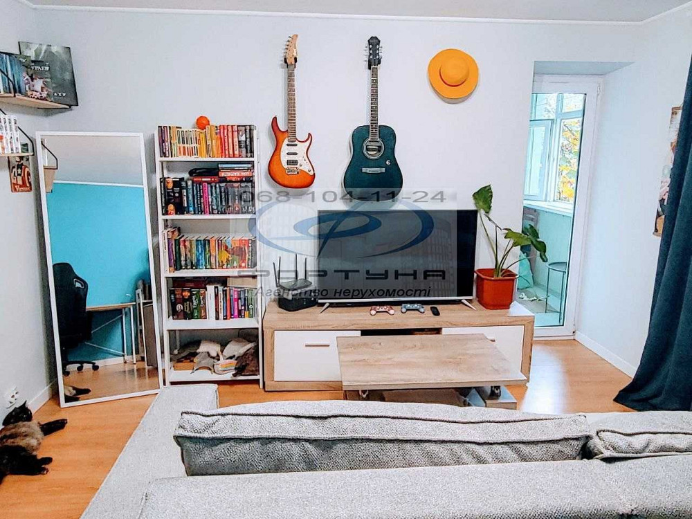 ТЕРМІНОВИЙ ПРОДАЖ  2-кім.кв. по вул.Нижня горова. Черкассы - изображение 2