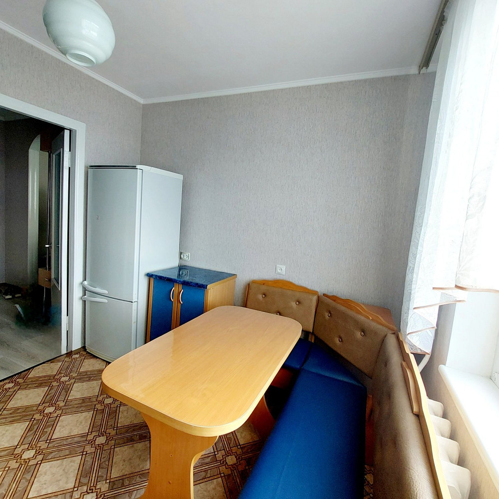 1 кімнатна квартира вул. Нарбутівська - Чехова. Квартира реальна. Черкассы - изображение 2