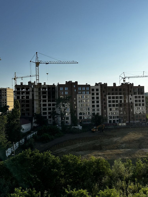 Гарна новобудова, проспект. Кромаксбуд Чернівці - зображення 8