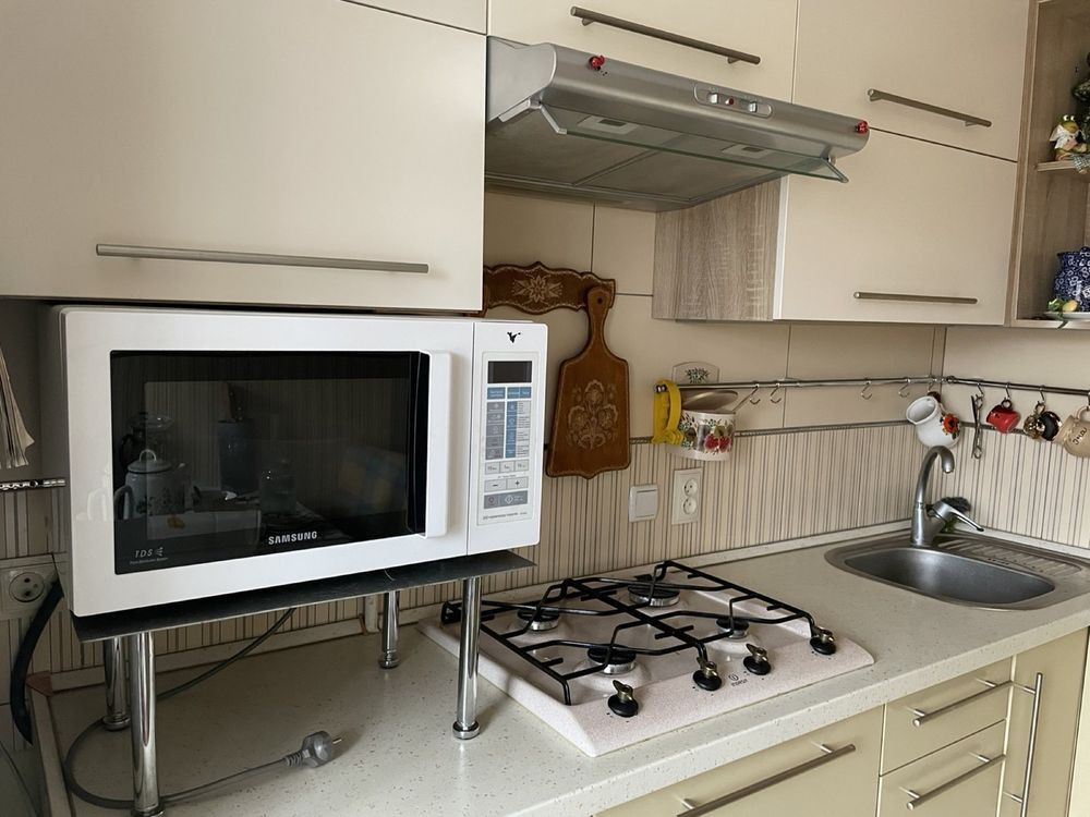 Продам 2 х ком чешку, Новоорловская 2 б, пр.Петровского Днепр - изображение 1