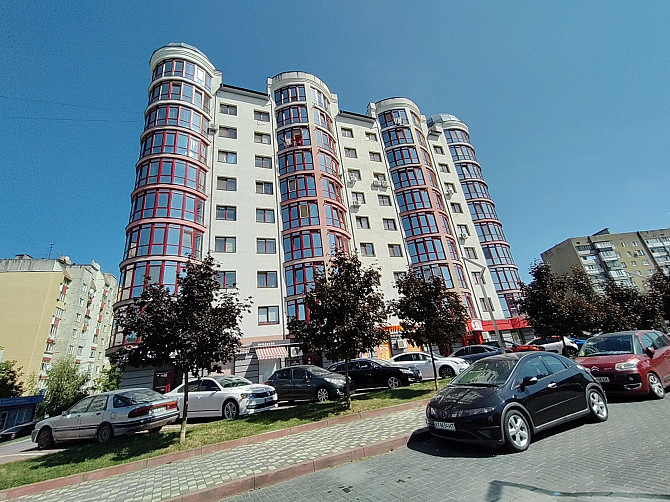 Продам велику 3-х кімнатну квартиру в обжитій новобудові Іvano-Frankivsk - photo 1