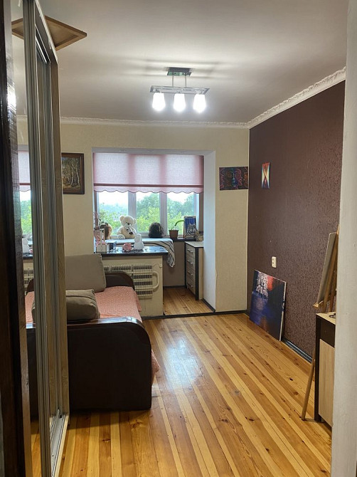 Продам 4-кімнатну квартиру 77кв дуже простора Сарни - зображення 3