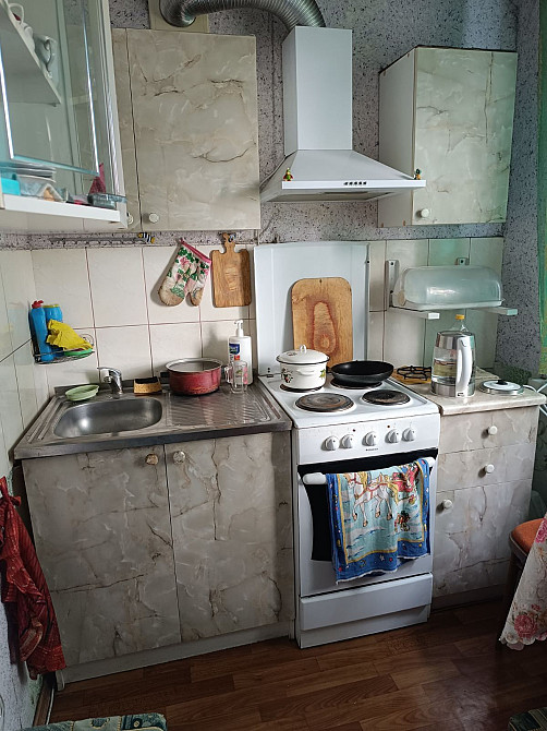 Продам в Доброполье 1-ком. квартиру с мебелью и бытовой техникой. Торг Доброполье - изображение 3