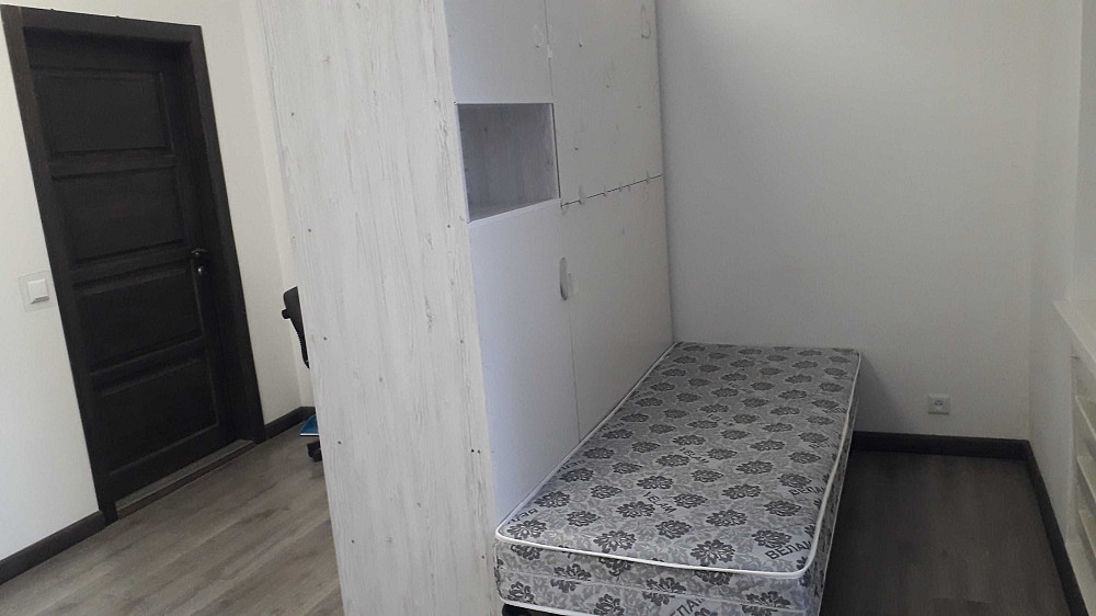 Центр. Район Панкратовского моста. Сдам 2 поряд  квартири 42 і 21 м.кв Херсон - зображення 3