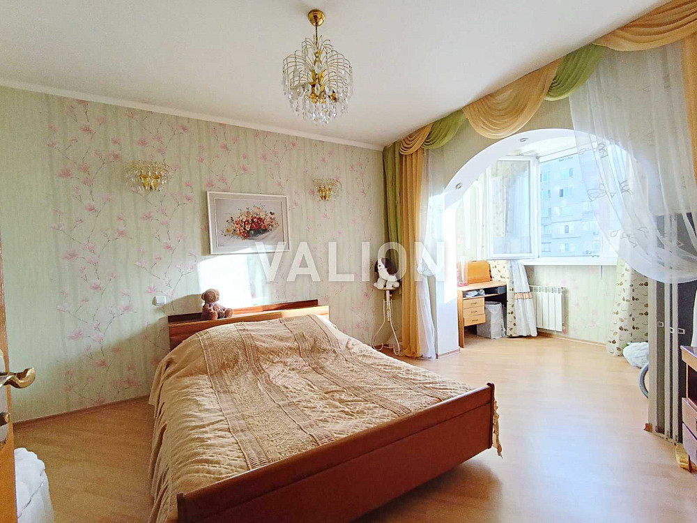 Продаж просторої 3к квартири, вул. Бажана 9Ж, Дарницький район Київ - зображення 4