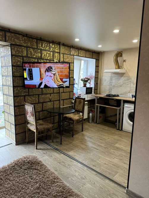 Квартира 1 кімнатна з меблями та технікою Кременчук - зображення 1