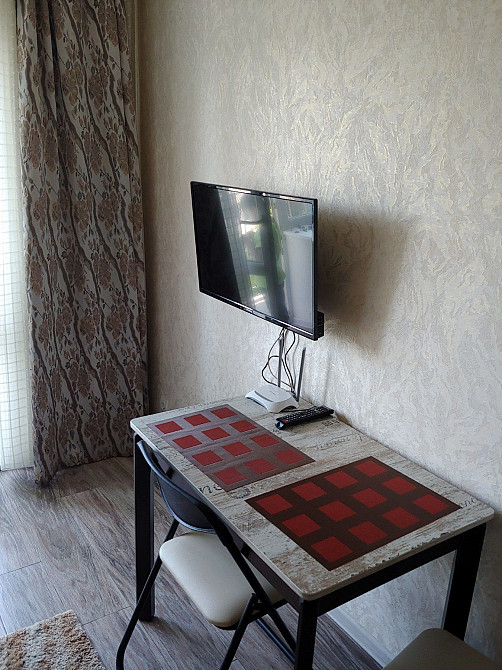 Сдам еврогостинку м.Спортивная,7 мин пешком,Молодой гвардии 4 Харьков - изображение 2