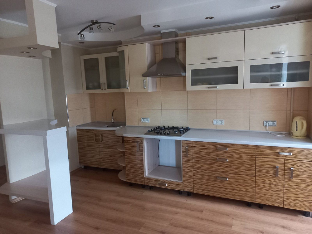 Без комісії, продаж 3 кімн квартири, Черкаси, Хрещатик 55 ( Казбет) Черкаси - зображення 4