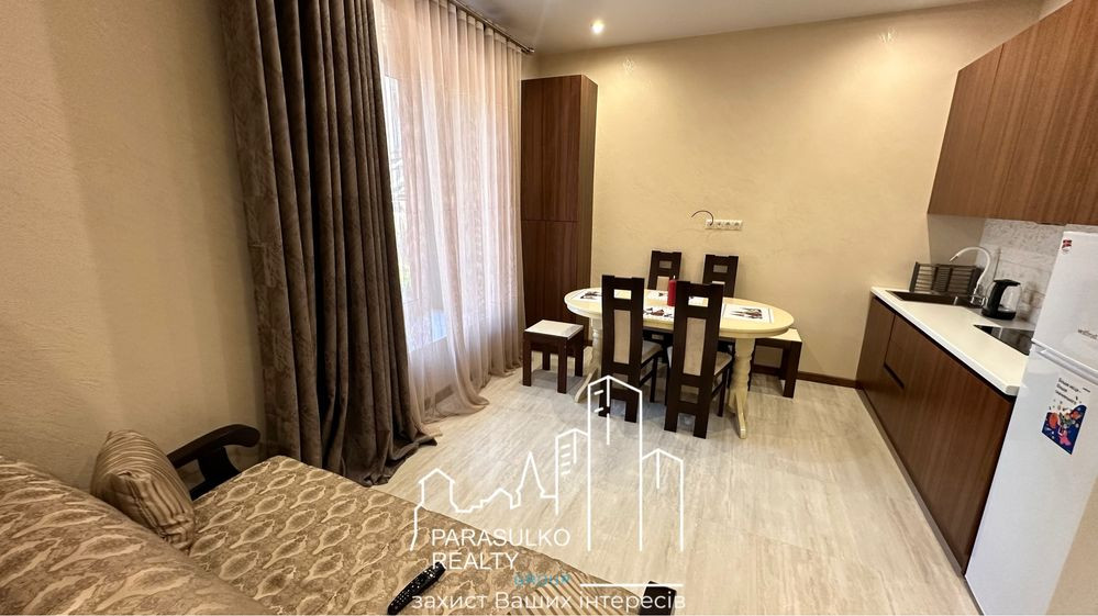 Новенька 2-о кімнатна квартира в Старому місті Каменец-Подольский - изображение 1